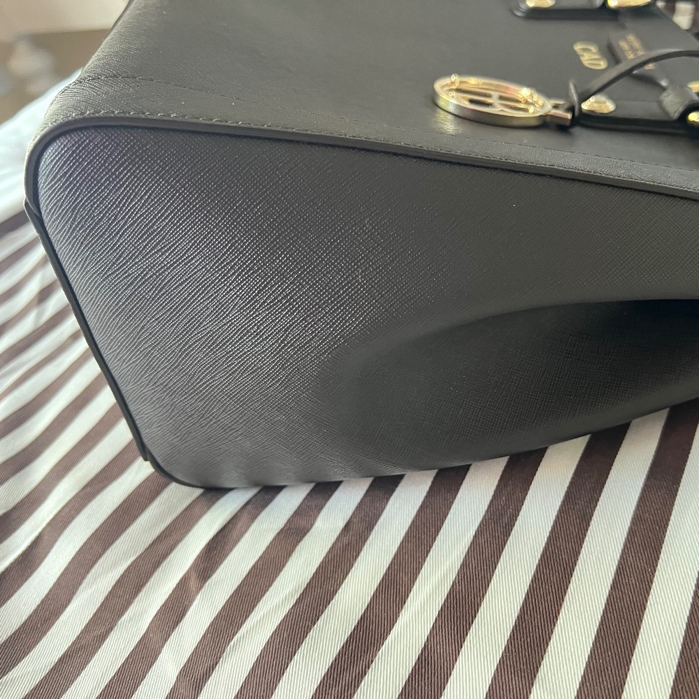 HENRI BENDEL BROWN SAFFIANO LEATHER TOTE SHOULDER BAG NWOT - Picture 12 of 13